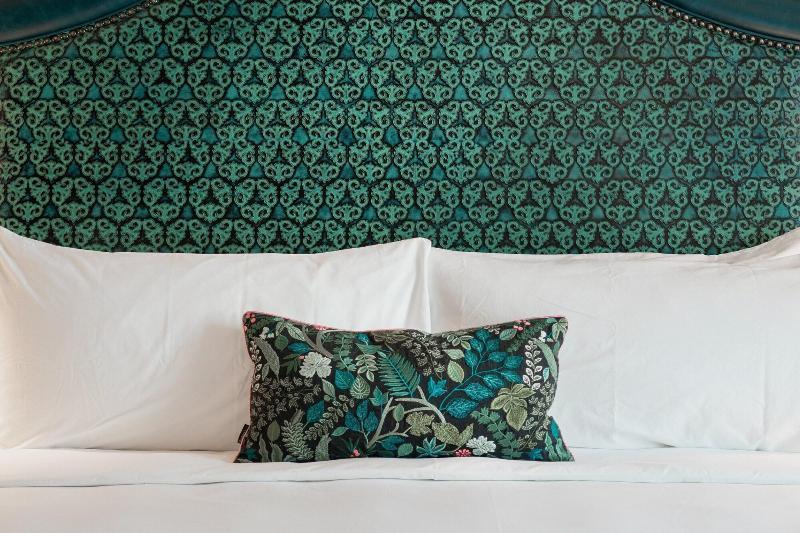 Grand Bohemian Charlotte, Autograph Collection Hotell Exteriör bild