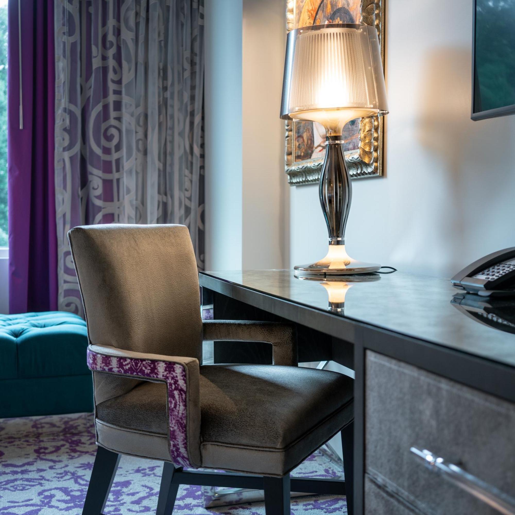 Grand Bohemian Charlotte, Autograph Collection Hotell Exteriör bild